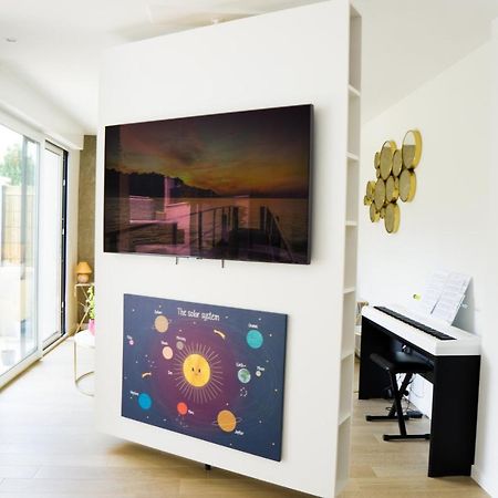 EXIGEHOME - Home stay avec jacuzzi et jardin paysagé Orgeval  Extérieur photo