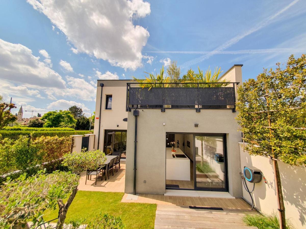 EXIGEHOME - Home stay avec jacuzzi et jardin paysagé Orgeval  Extérieur photo